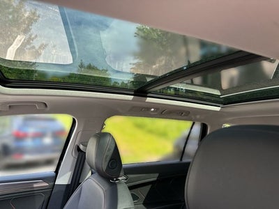 2024 Volkswagen Tiguan 2.0T Wolfsburg Edition