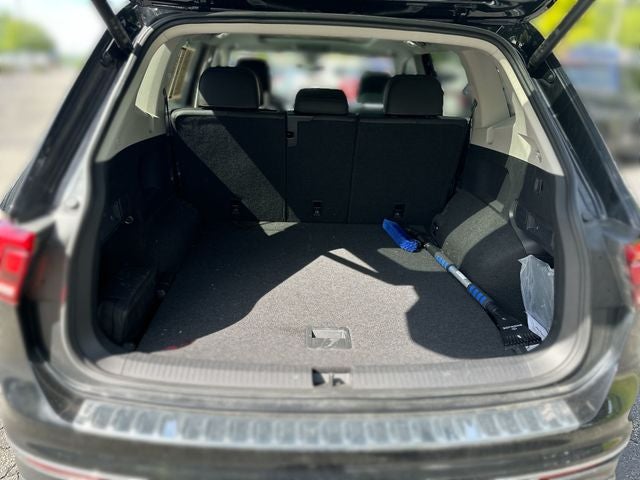 2024 Volkswagen Tiguan 2.0T Wolfsburg Edition