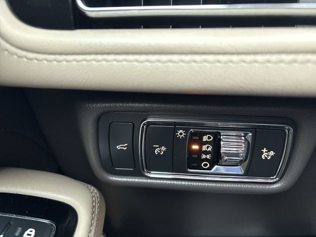 2023 Lincoln Aviator Standard