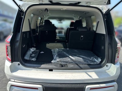 2025 Nissan Armada SV