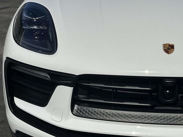 2023 Porsche Macan T