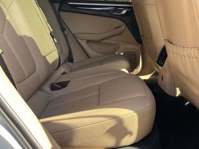 2023 Porsche Macan T