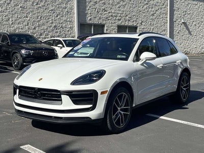 2023 Porsche Macan T