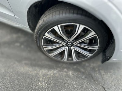 2023 Volvo XC60 B6 Ultimate Bright Theme