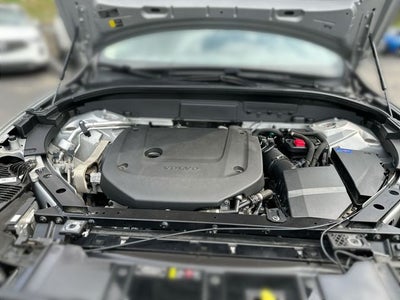 2023 Volvo XC60 B6 Ultimate Bright Theme