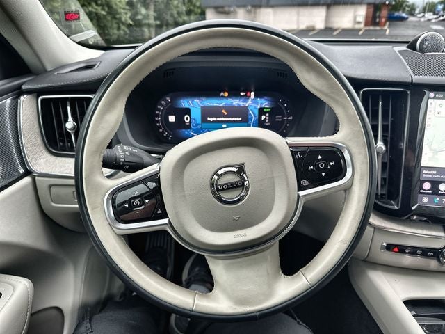 2023 Volvo XC60 Recharge Plug-In Hybrid Ultimate