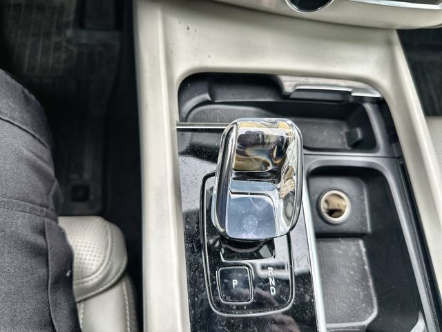 2023 Volvo XC60 Recharge Plug-In Hybrid Ultimate