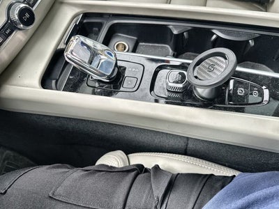 2023 Volvo XC60 Recharge Plug-In Hybrid Ultimate