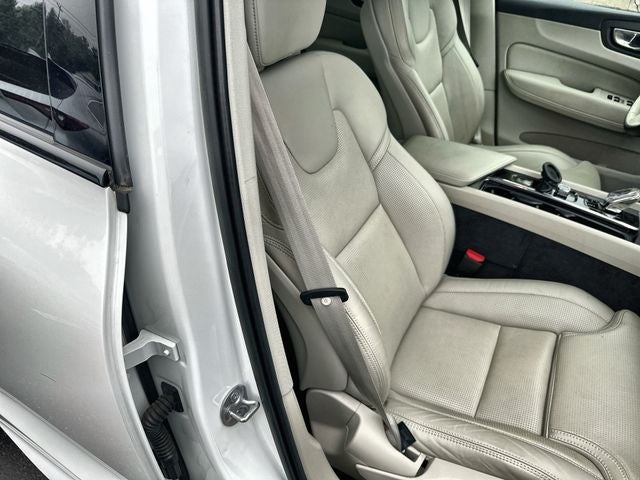 2023 Volvo XC60 Recharge Plug-In Hybrid Ultimate