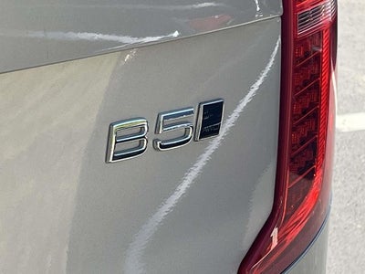 2025 Volvo XC90 B5 Core