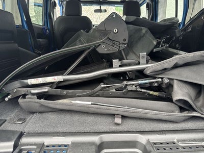 2022 Jeep Wrangler Unlimited Willys