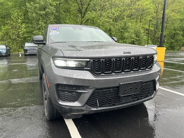 2022 Jeep Grand Cherokee Altitude