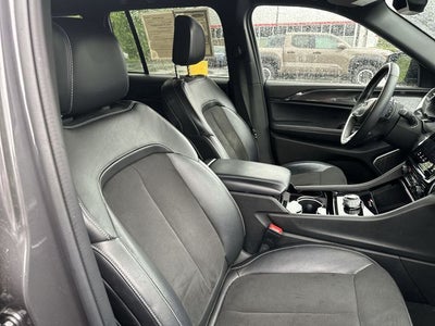 2022 Jeep Grand Cherokee Altitude