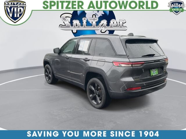 2022 Jeep Grand Cherokee Altitude