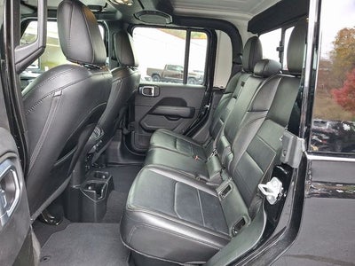 2022 Jeep Gladiator Overland