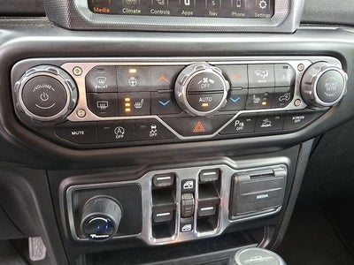 2022 Jeep Gladiator Overland