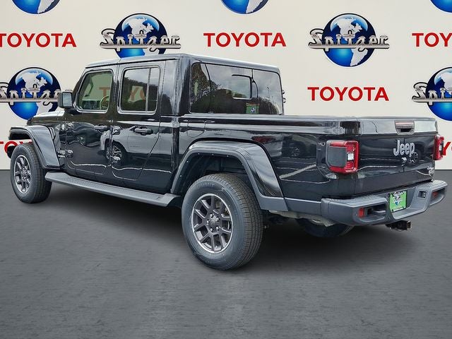 2022 Jeep Gladiator Overland