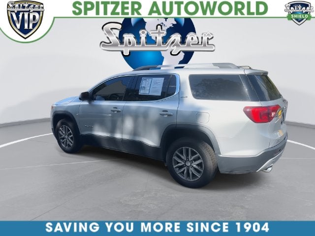 2017 GMC Acadia SLE-2