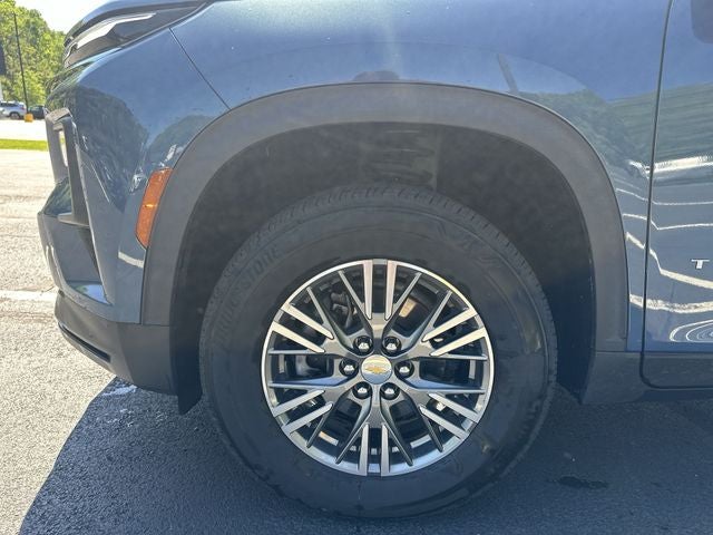 2024 Chevrolet Traverse LS