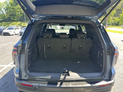 2024 Chevrolet Traverse LS