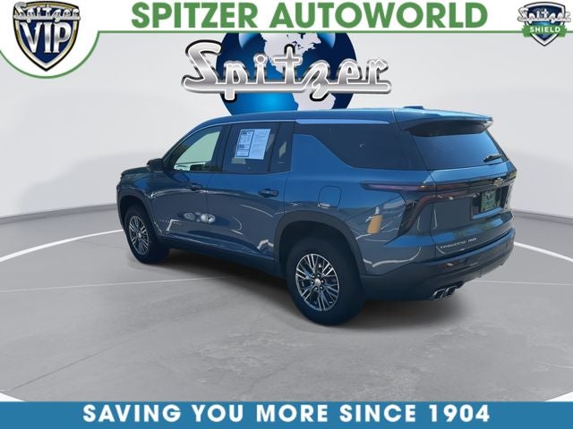 2024 Chevrolet Traverse LS