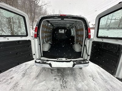 2023 GMC Savana 2500 Work Van