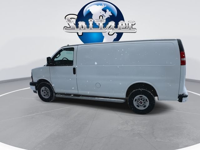 2023 GMC Savana 2500 Work Van