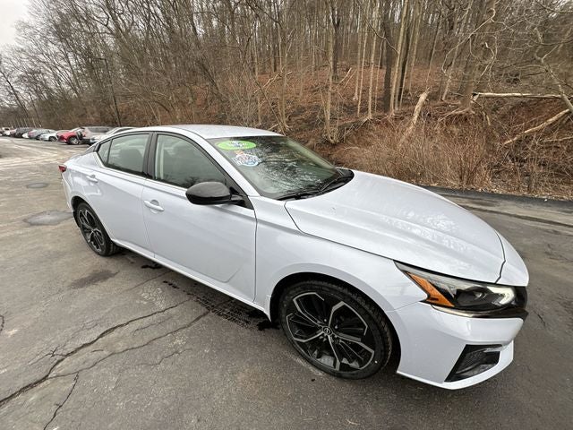 2023 Nissan Altima 2.5 SR