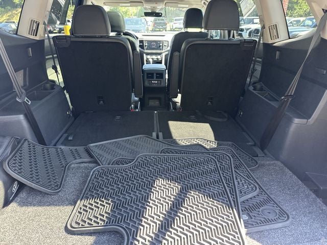 2023 Volkswagen Atlas 3.6L V6 SEL Premium R-Line