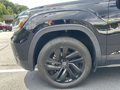 2023 Volkswagen Atlas Cross Sport 3.6L V6 SE w/Technology