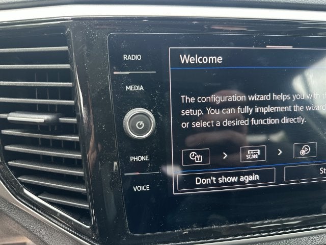 2023 Volkswagen Atlas 3.6L V6 SE w/Technology