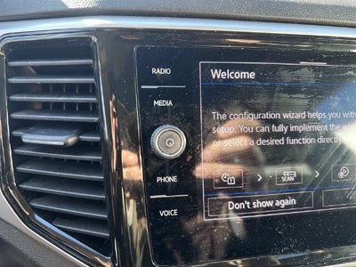 2023 Volkswagen Atlas 3.6L V6 SE w/Technology