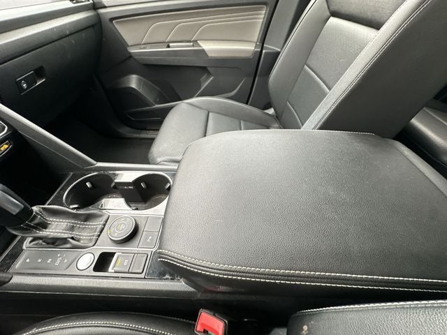 2023 Volkswagen Atlas 3.6L V6 SEL R-Line