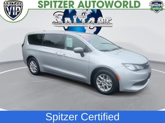 2023 Chrysler Voyager LX