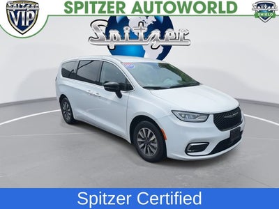 2024 Chrysler Pacifica Hybrid Select
