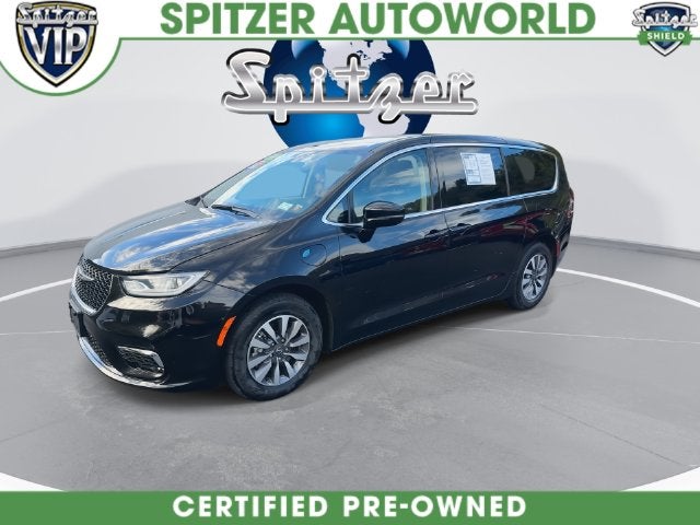 2024 Chrysler Pacifica Hybrid Select