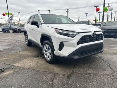 2025 Toyota RAV4 LE