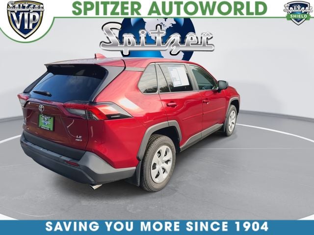 2024 Toyota RAV4 LE