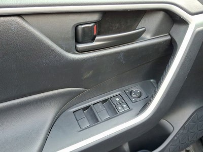 2020 Toyota RAV4 Hybrid LE