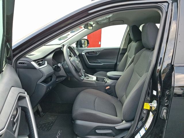 2020 Toyota RAV4 Hybrid LE