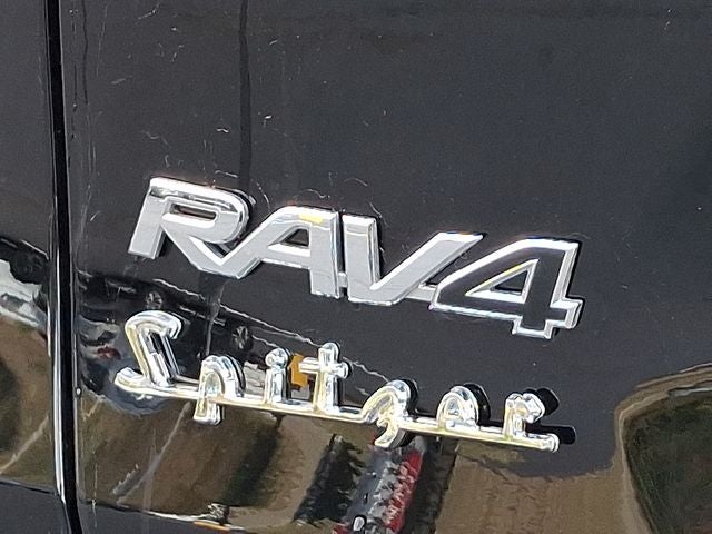 2020 Toyota RAV4 Hybrid LE