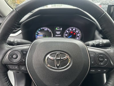 2022 Toyota RAV4 Hybrid XLE