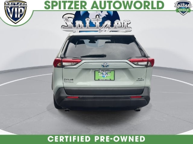 2022 Toyota RAV4 Hybrid XLE