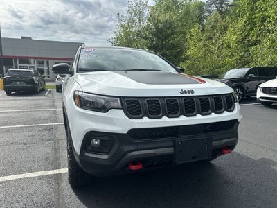 2025 Jeep Compass Trailhawk