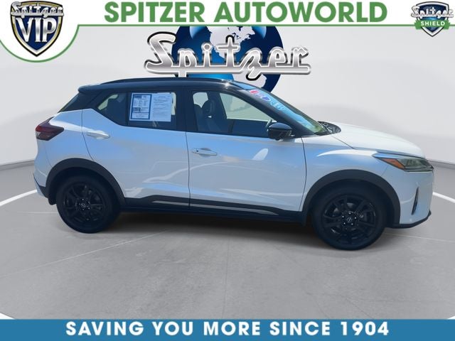 2023 Nissan Kicks SR