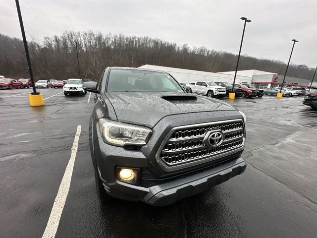 2017 Toyota Tacoma Base