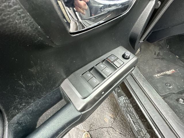 2017 Toyota Tacoma Base