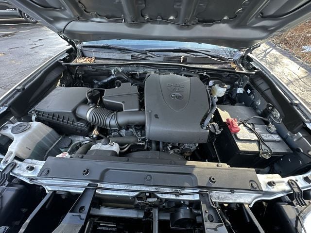 2022 Toyota Tacoma SR5 V6