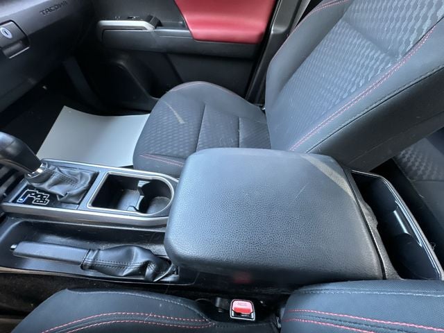 2022 Toyota Tacoma SR5 V6