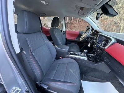 2022 Toyota Tacoma SR5 V6